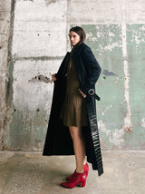 2005 Dolce & Gabbana Alligator Trimmed Black Trench Coat Outerwear arcadeshops.com