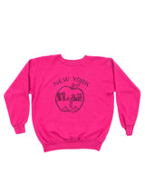 New York "Big Apple" Sweatshirt Sweatshirt arcadeshops.com