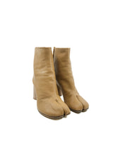 Maison Margiela Tan Leather Tabi Boots, 38.5 Accessory arcadeshops.com