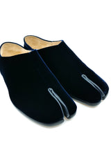 Maison Margiela Midnight Velvet Tabi Slippers, 40 Accessory arcadeshops.com
