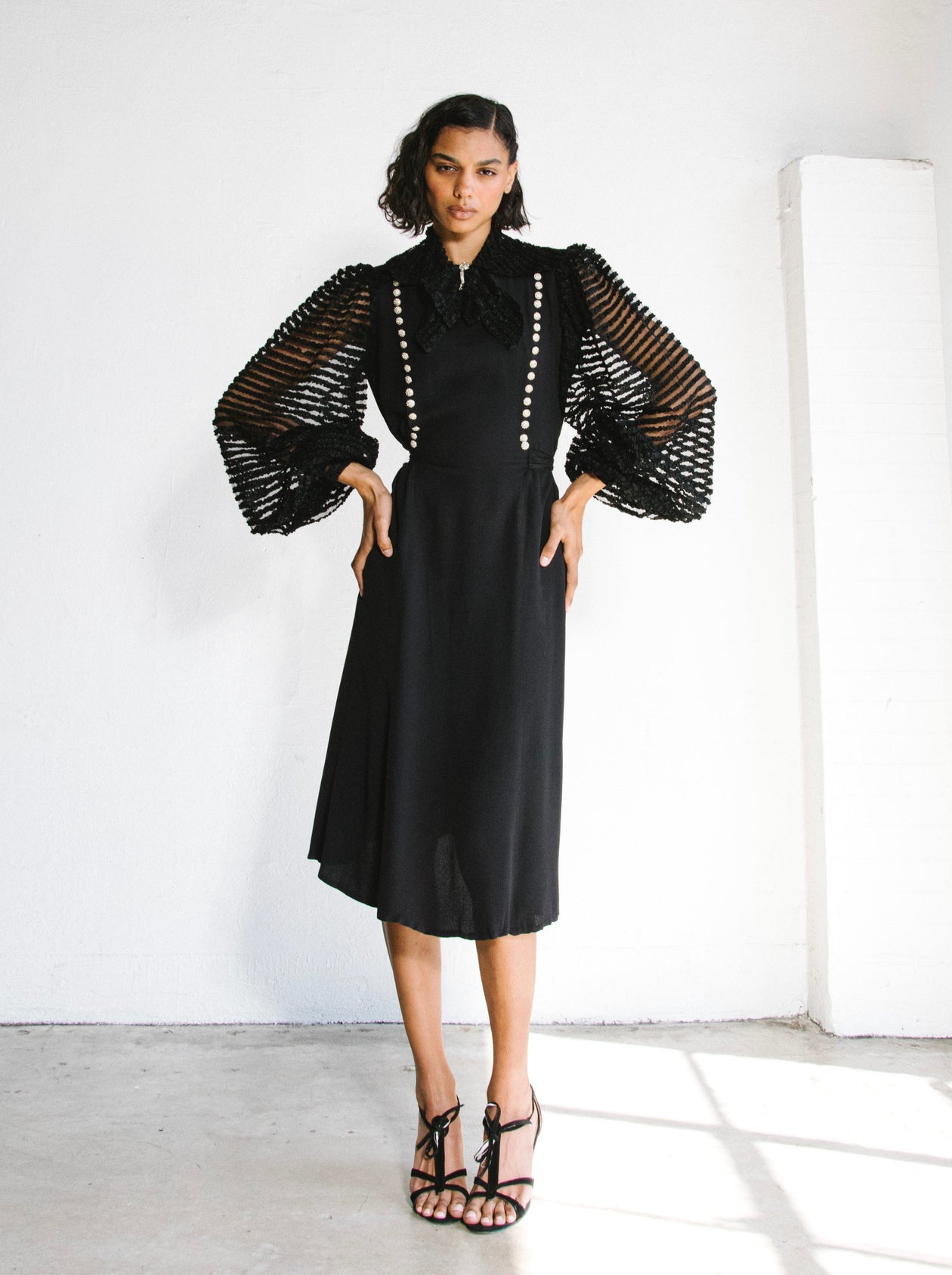 1940s Balloon Sleeve Lace Accent Crepe Midi Dress
