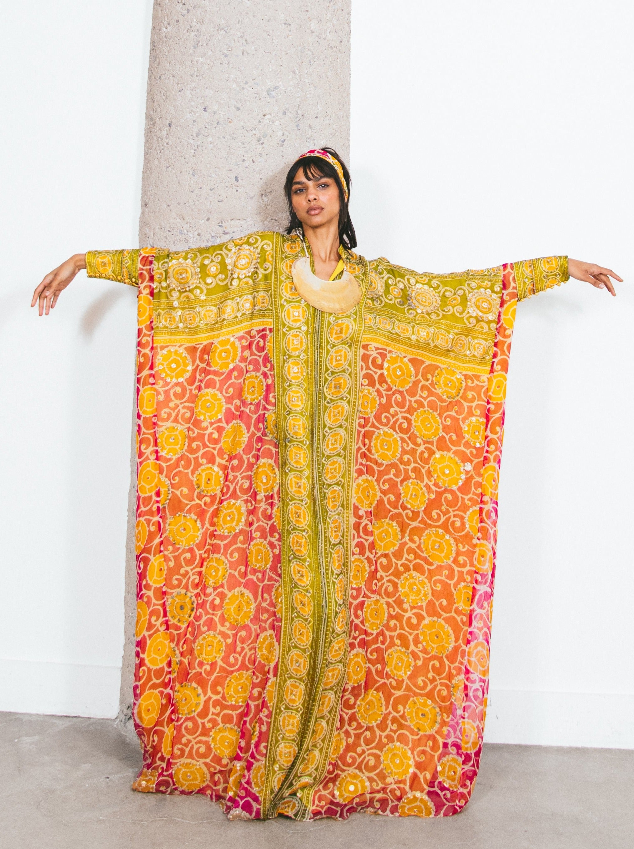 Profils du Monde Embroidered Caftan