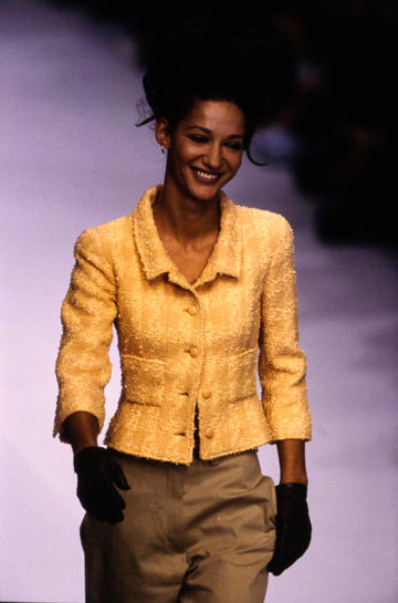 AV75 1996 Chanel Tweed Suit
