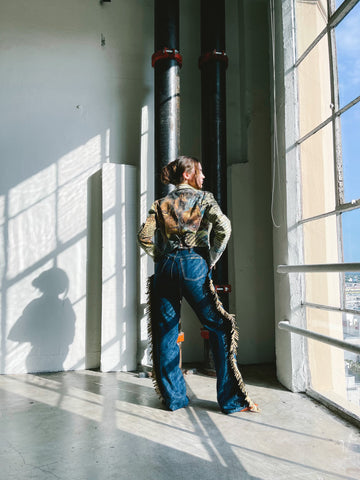 CLASS roberto cavalli バック刺繍 中綿ジャケット LL〜 CLASS roberto cavalli バック刺繍 中綿ジャケット LL〜