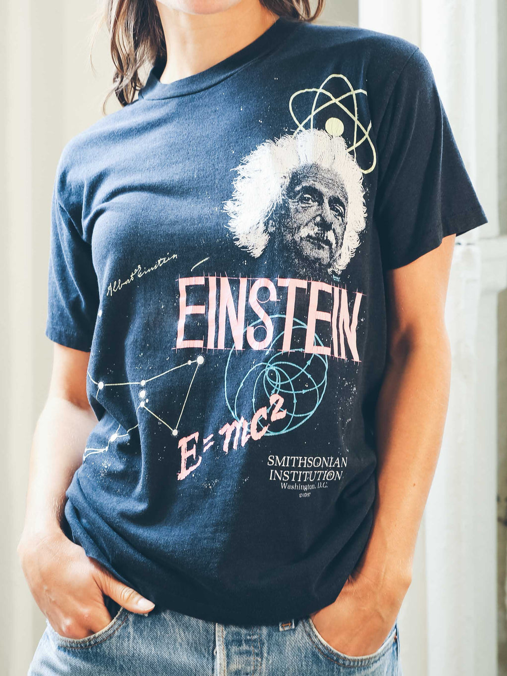 1987 Smithsonian Institue Albert Einstein Tee