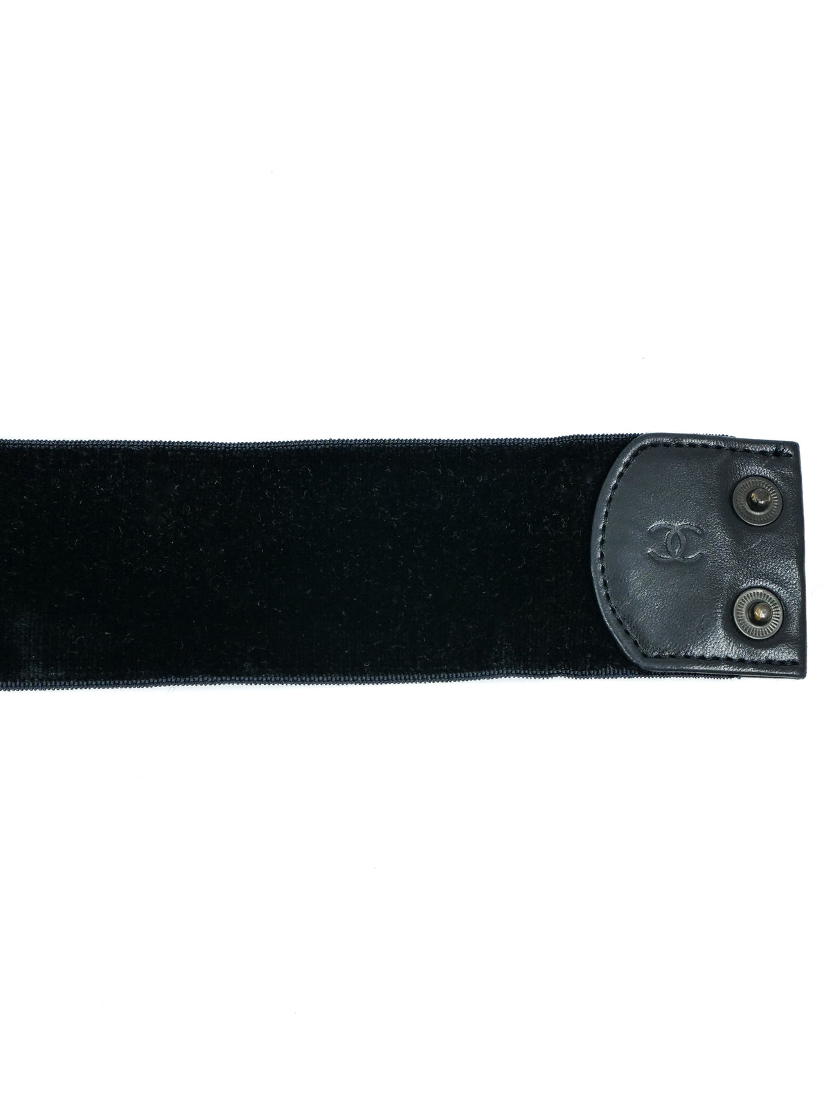 Chanel black iridescent pearl button wraparound velvet leather line skinny belt Chanel Patent CC Logo Skinny Belt 85 34 Black 1781777  main image 4
