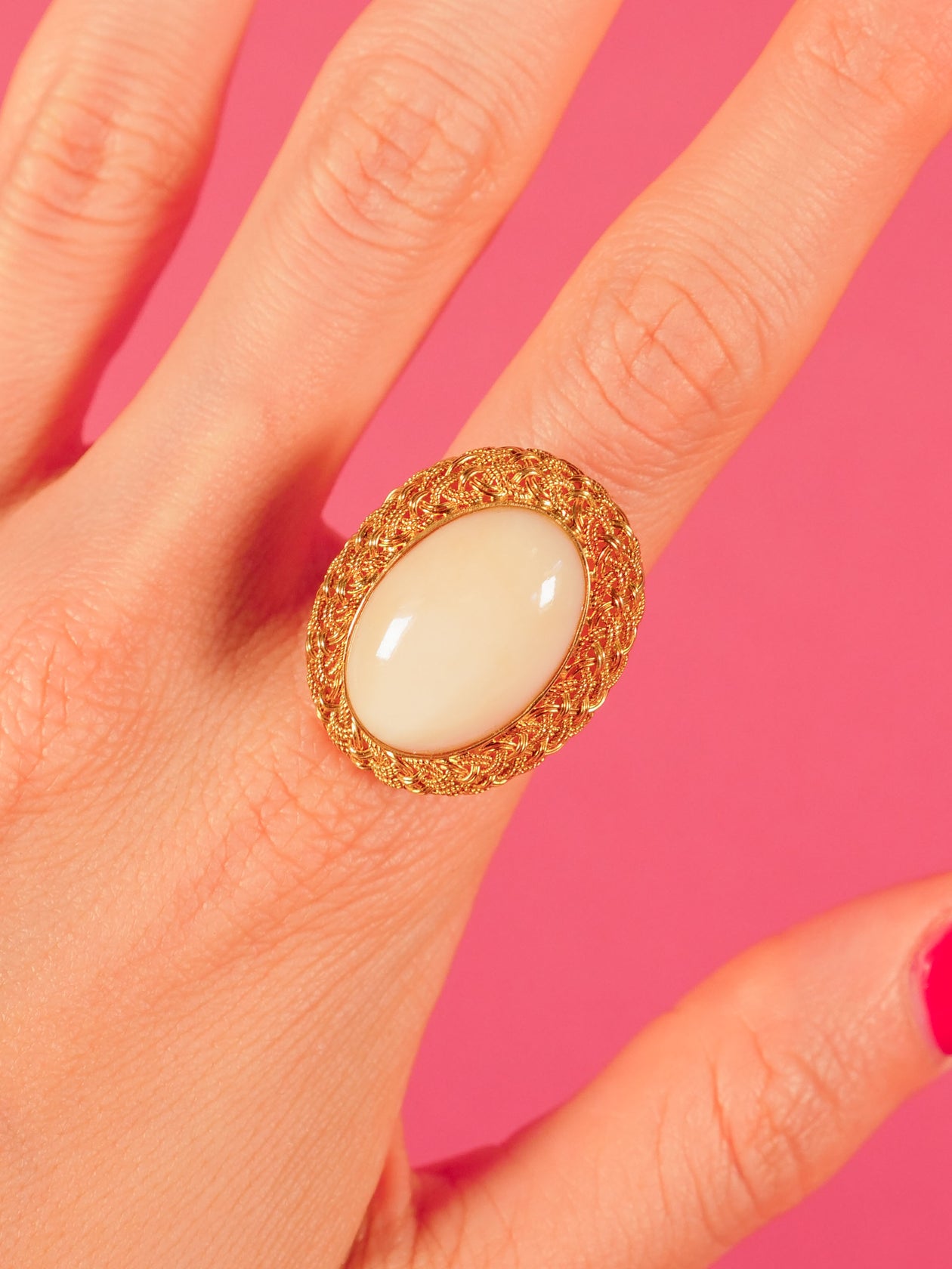 18k Coral Cabochon Ring