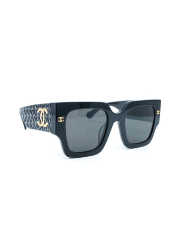 Chanel Classic Black Square Sunglasses with Quilted Arms Chanel Black Quilted Frame Oversized Sunglasses-5124  main image 3