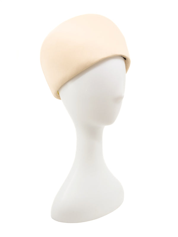 1960s Cream Pillbox Hat Accessory arcadeshops.com