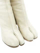 Maison Margiela Beige Leather Tabi Boots, 36.5 Accessory arcadeshops.com