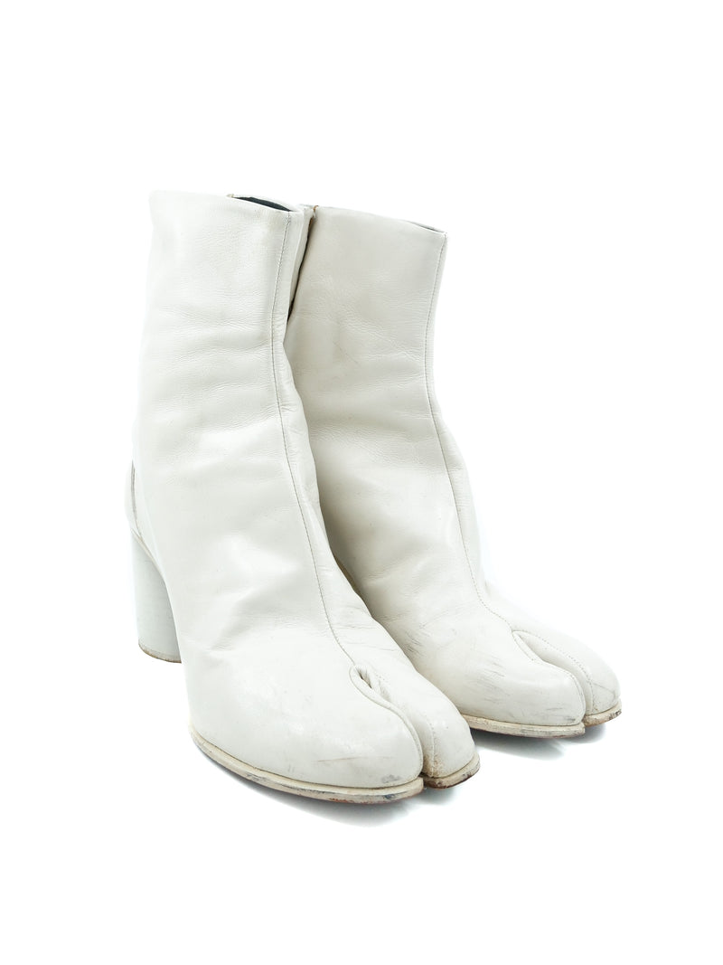 1990s Maison Martin Margiela White Leather Tabi Boots, 40 Accessory arcadeshops.com
