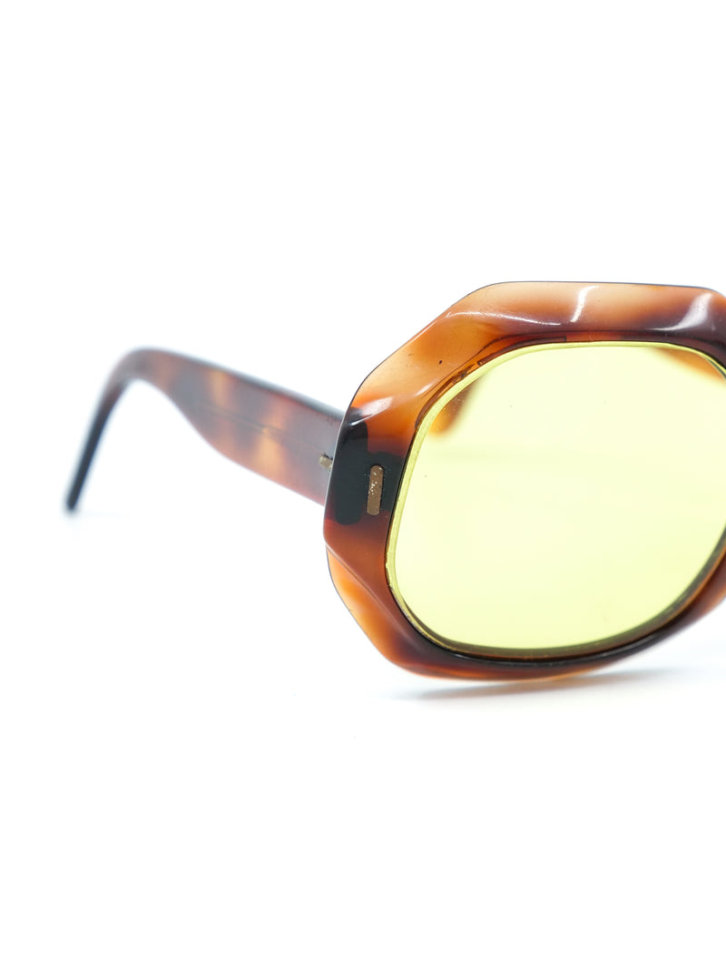 1960s Bug Eye Tortoise Shell Sunglasses Accessory arcadeshops.com