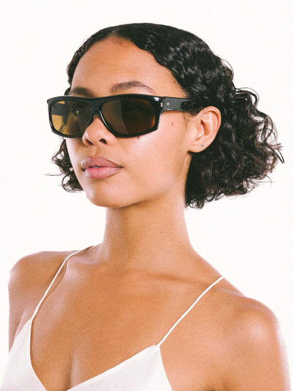 Black Rectangular Frame Sunglasses Accessory arcadeshops.com