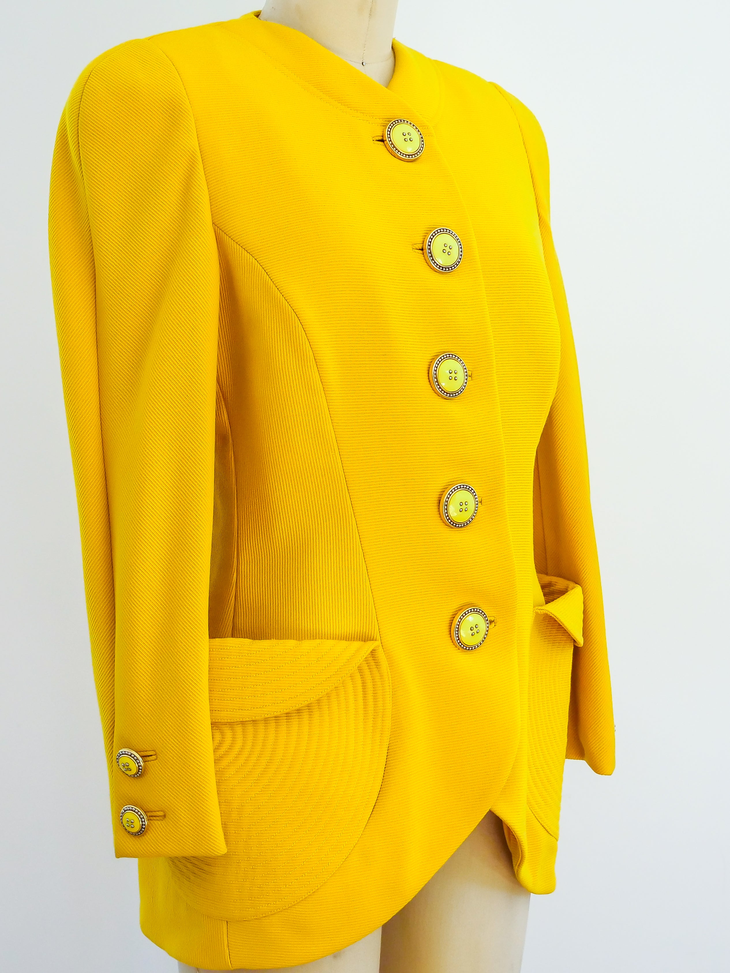 ジャケット・アウター versace vintage coat Vintage VERSACE Coat Versus Versace Jacket Black Faux Fur
