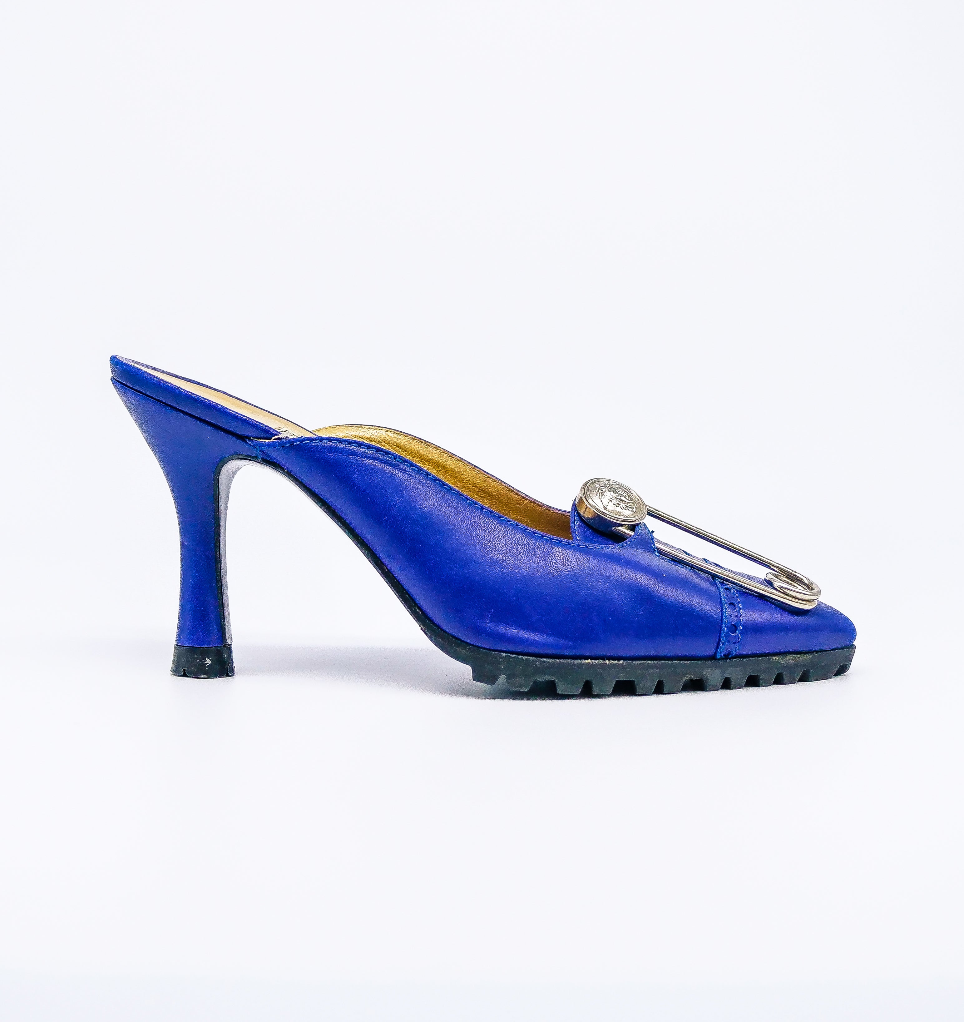GIANNI  VERSACE  ヒール Gianni Ribbon Slingback Pumps 110 mm Black,Gold | VERSACE US