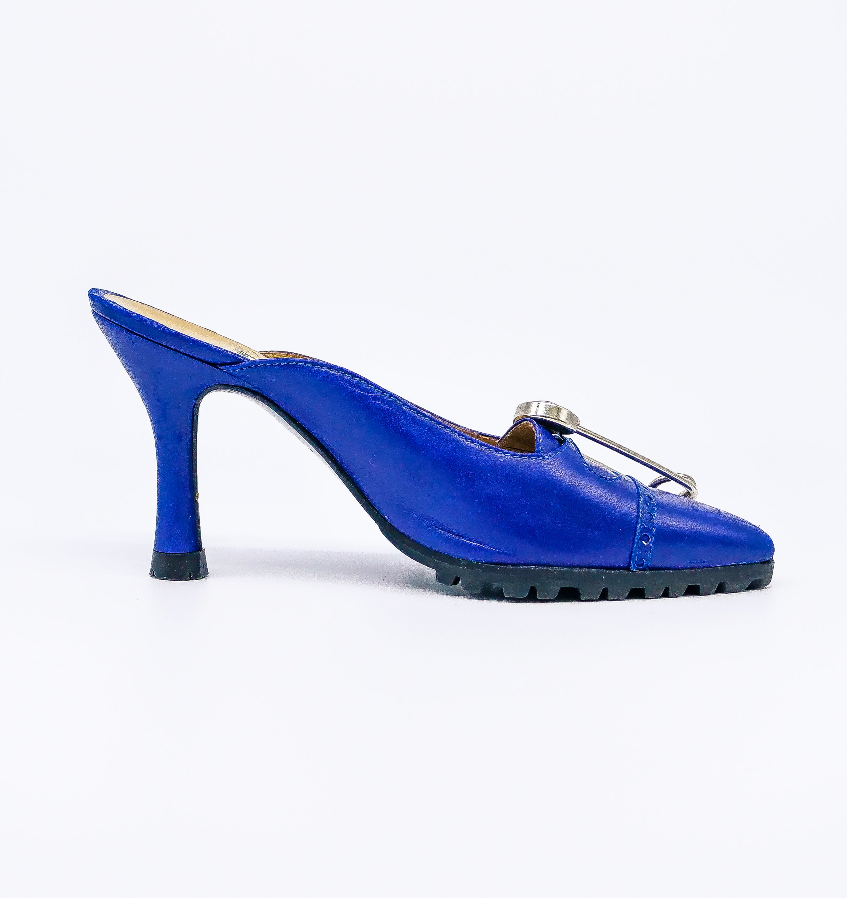 Gianni Versace ハイヒール Gianni Ribbon Patent Pumps 110 mm Black,Gold | VERSACE US
