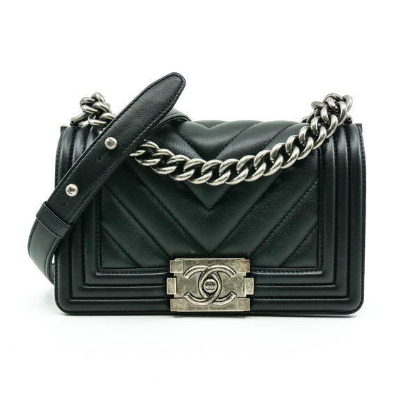 【CHANEL】モカシン Mules - Lambskin & grosgrain, black — Fashion | CHANEL