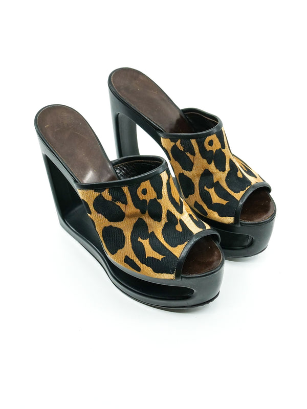 Giuseppe Zanotti Cut Out Wedge Sandal Accessory arcadeshops.com