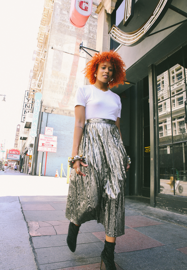 Metallic Silver Woodgrain Pattern Skirt Bottom arcadeshops.com