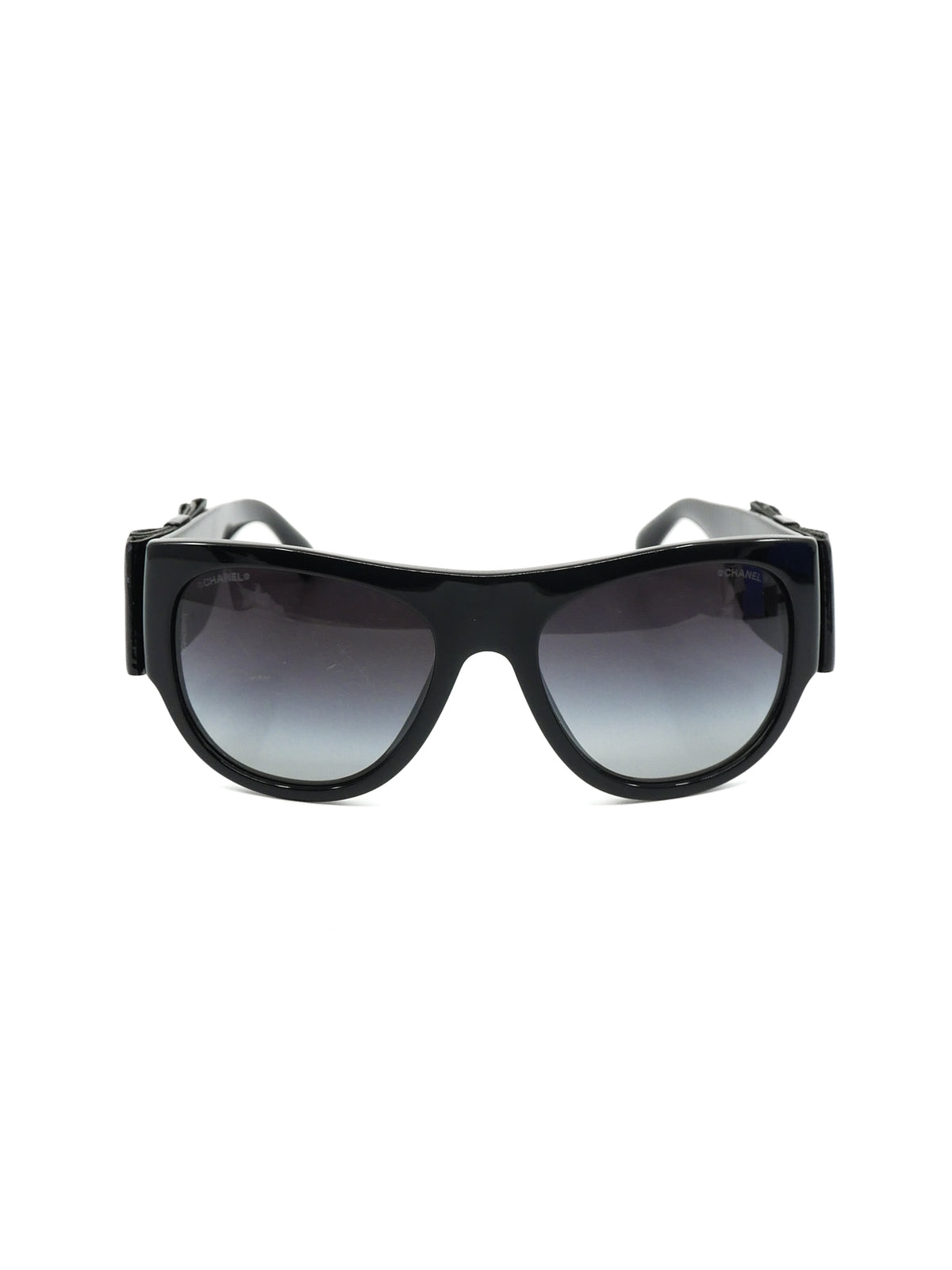 Chanel Bow Embellished Sunglasses display picture 3