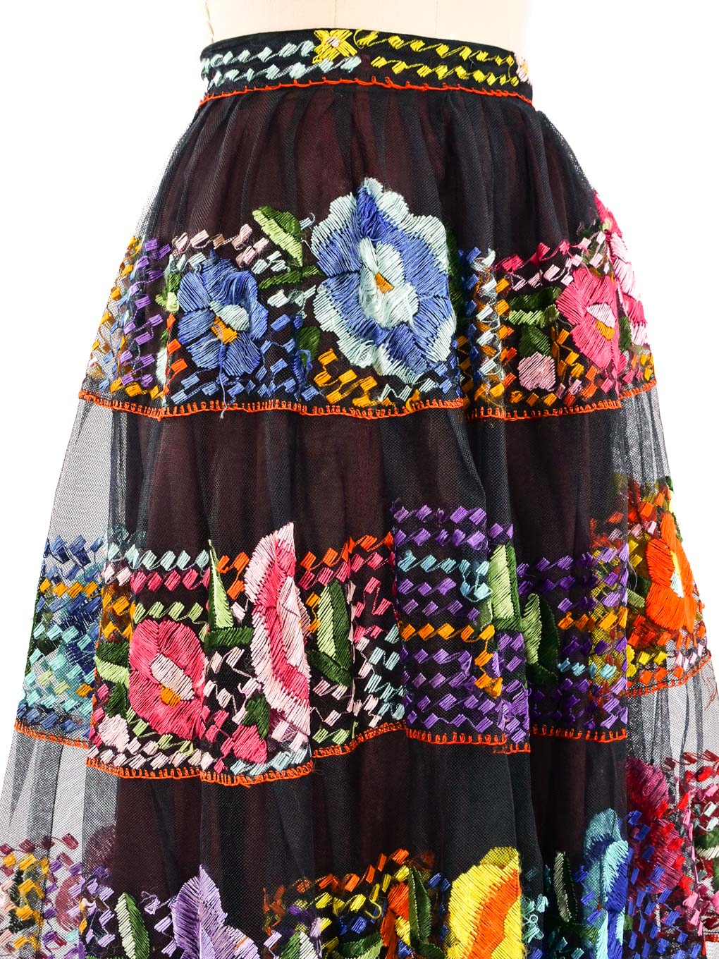 Embroidered skirt mexican sale